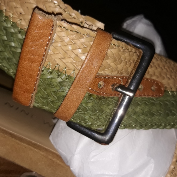 Cross Strap Leather Heels - Picture 5 of 6